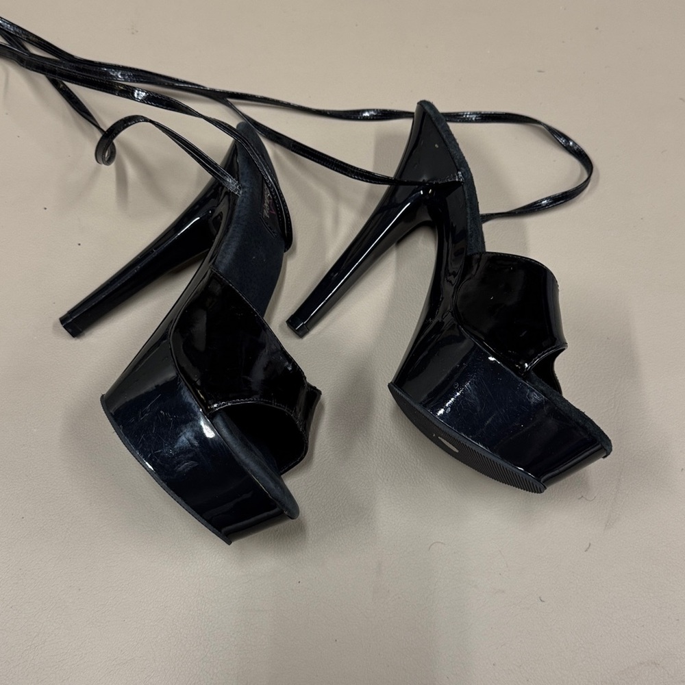 Pleaser 6 Inch Stripper Black Patent Stiletto Heels - Picture 9 of 11